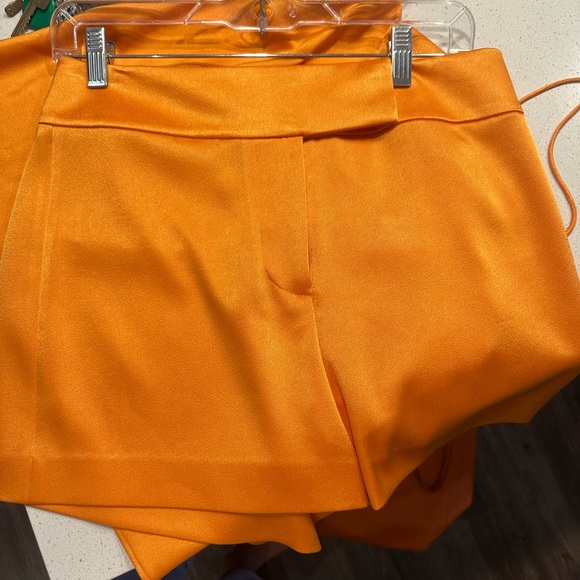 MARA CROSSOVER WAISTBAND CLEAN SHORT - Picture 3 of 8